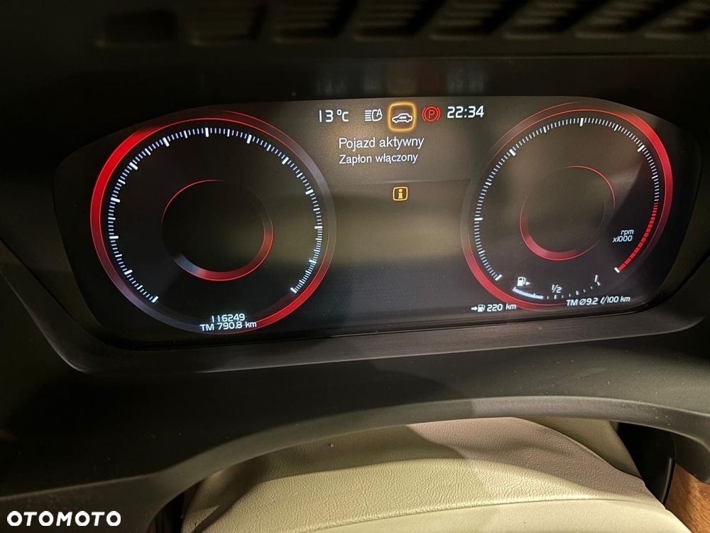 Volvo XC 90 - 17
