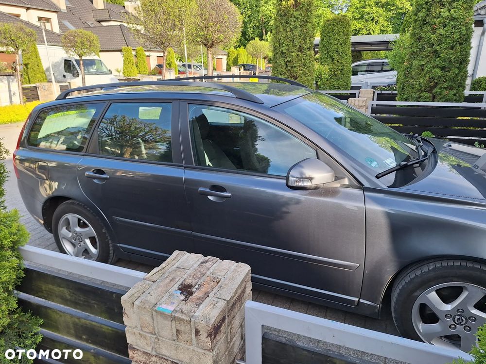 Volvo V50 D3 Momentum - 6