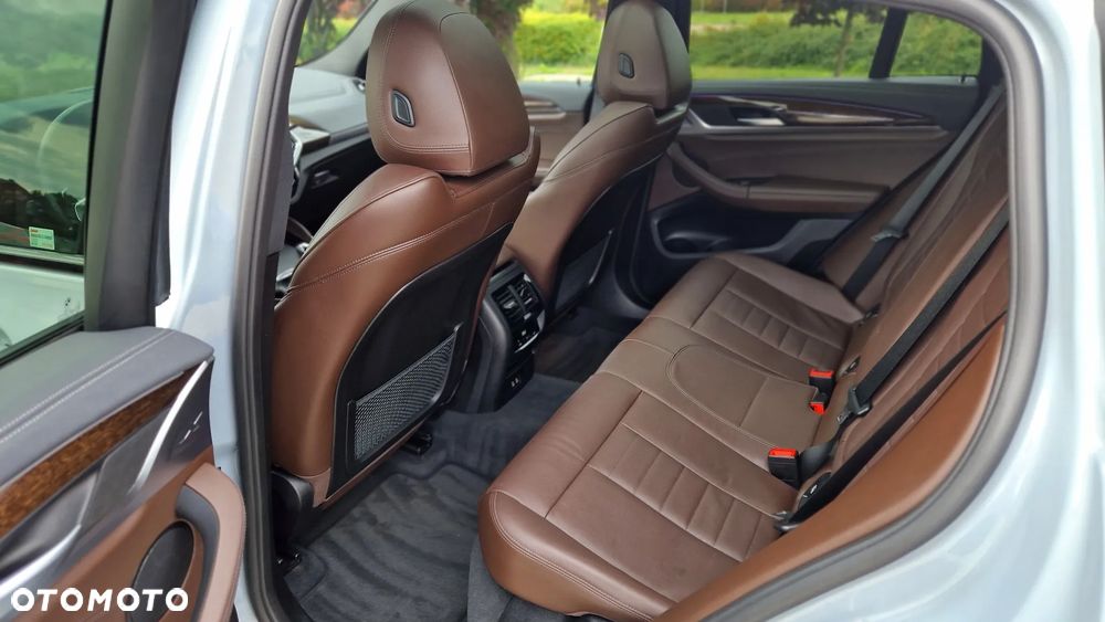 BMW X4 - 18