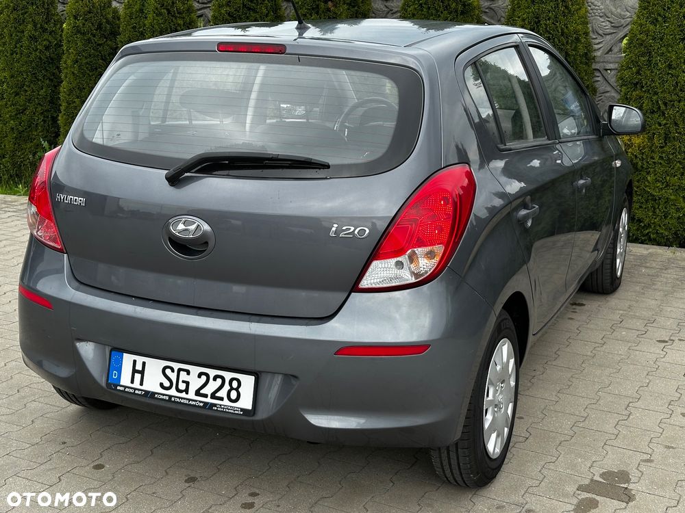 Hyundai i20 1.25 Comfort - 13
