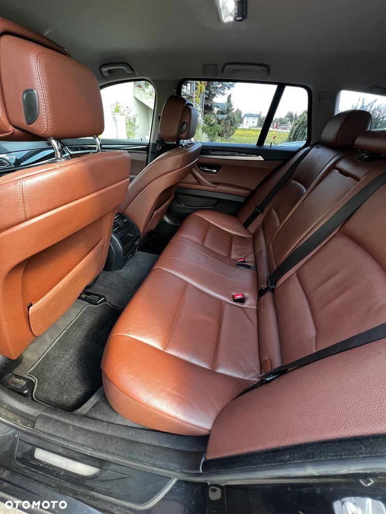 BMW Seria 5 530d xDrive - 12