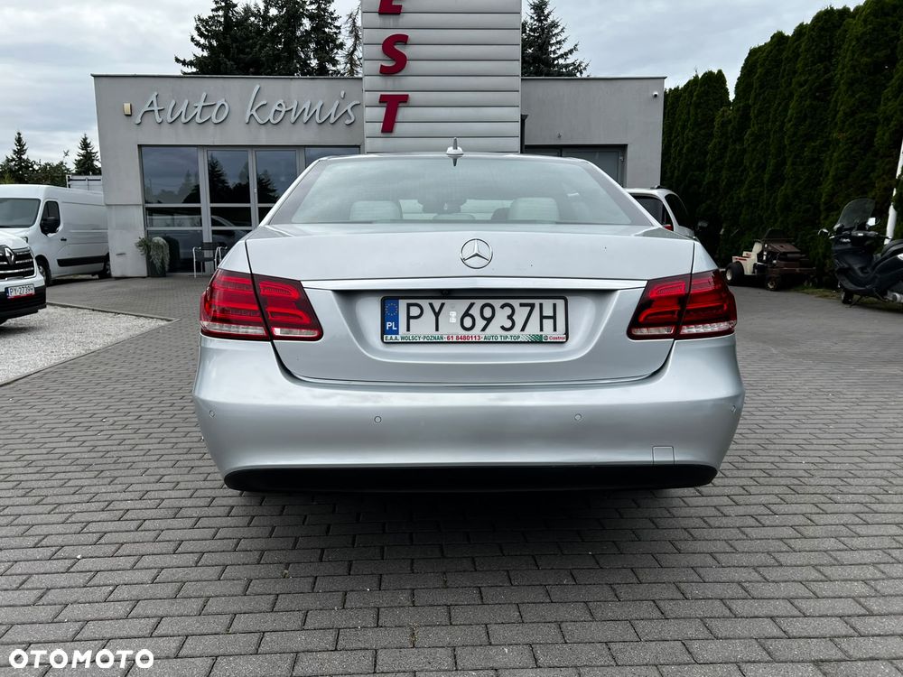 Mercedes-Benz Klasa E 250 BlueTEC 4Matic 7G-TRONIC Elegance - 4