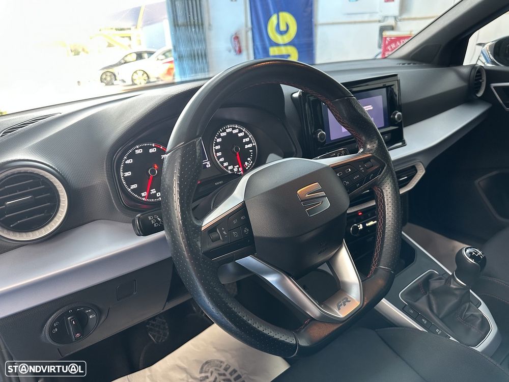 SEAT Arona 1.0 TSI FR - 13