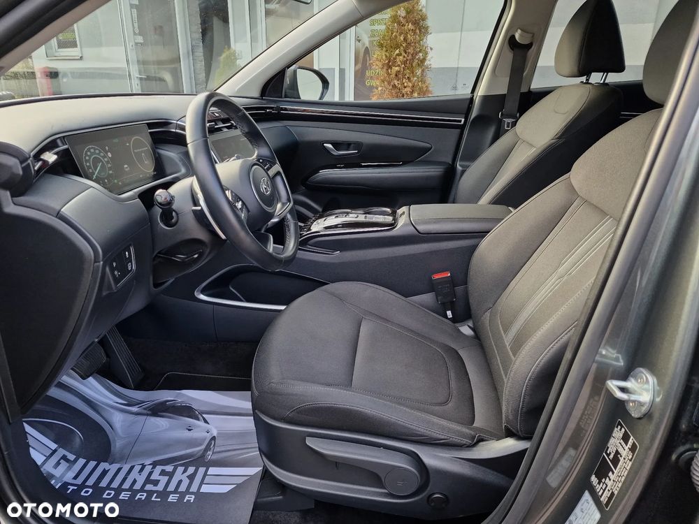 Hyundai Tucson 1.6 T-GDi HEV Modern 2WD - 18