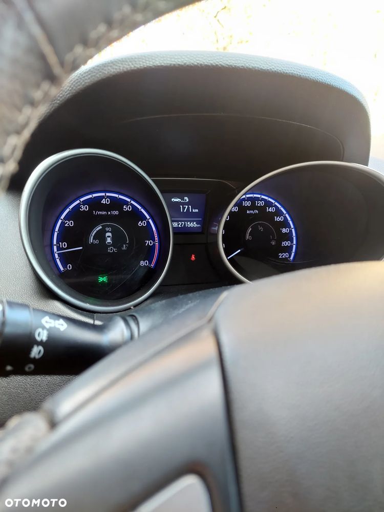 Hyundai ix35 - 8
