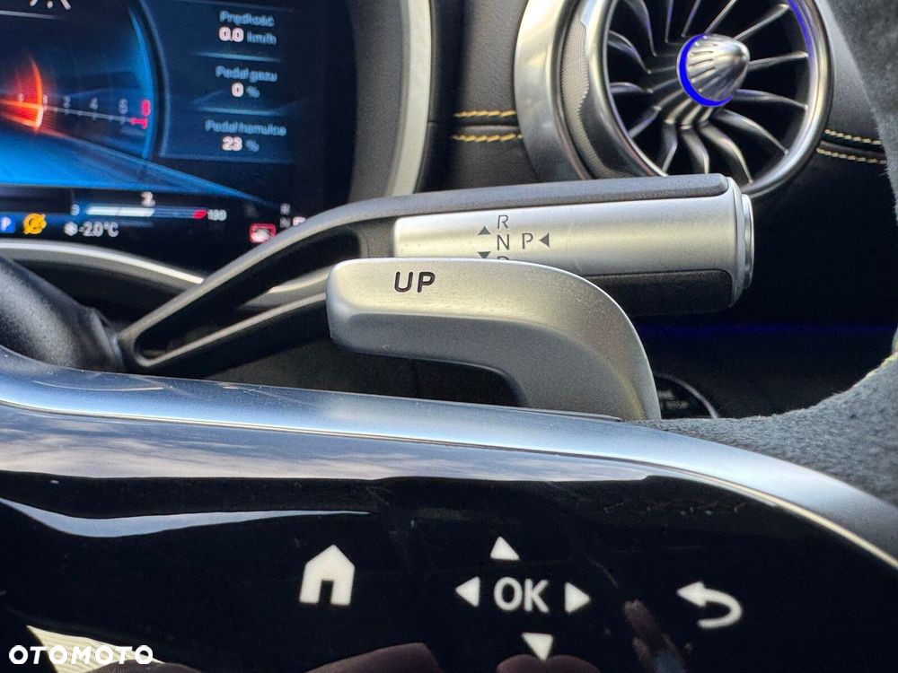 Mercedes-Benz SL AMG 63 4-Matic+ - 27