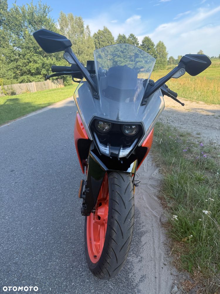 KTM RC 125 - 6