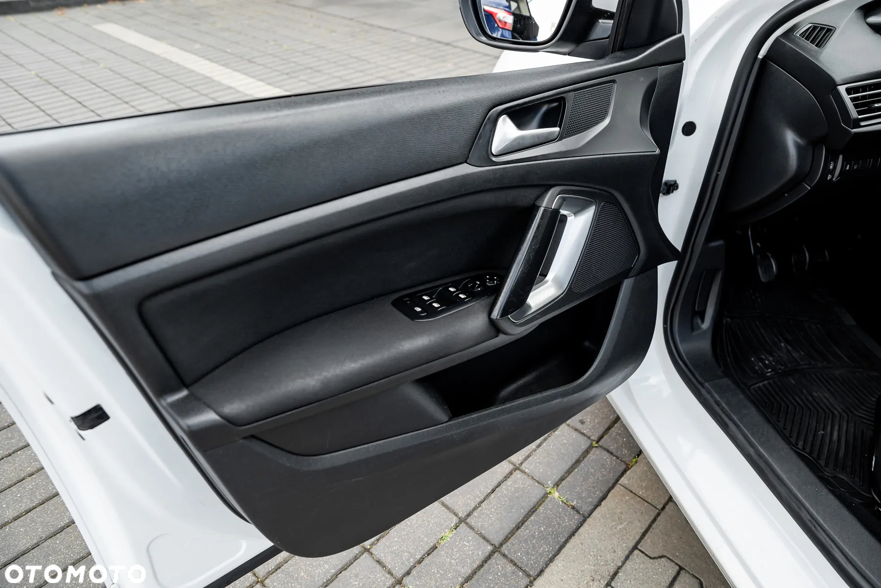 Peugeot 308 SW PureTech 130 Allure - 39