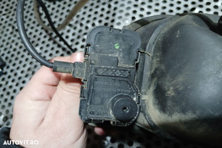 Usita rezervor 5C6810773H 5G9809999 5C6810773H 5G9809999 Volkswagen V - 4
