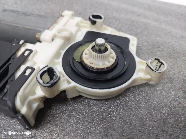 Motor Elevador Porta Tras Dto Volkswagen Golf Iv (1J1) - 2