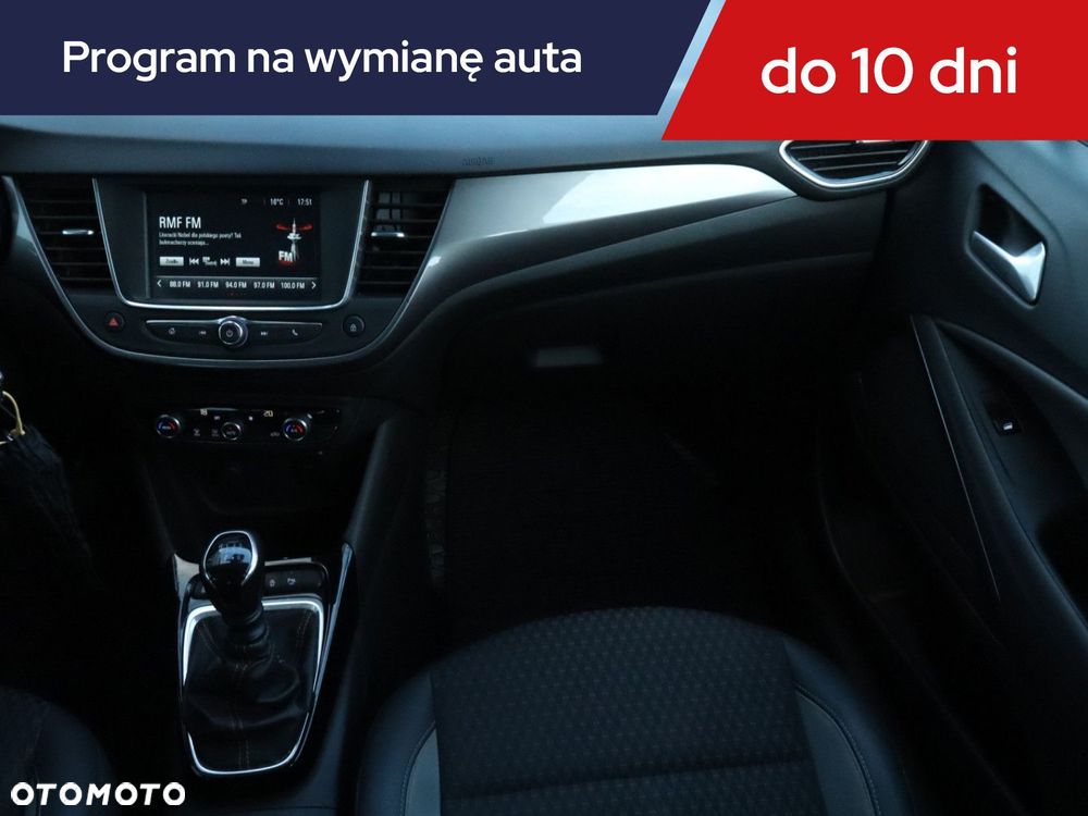 Opel Crossland X - 10