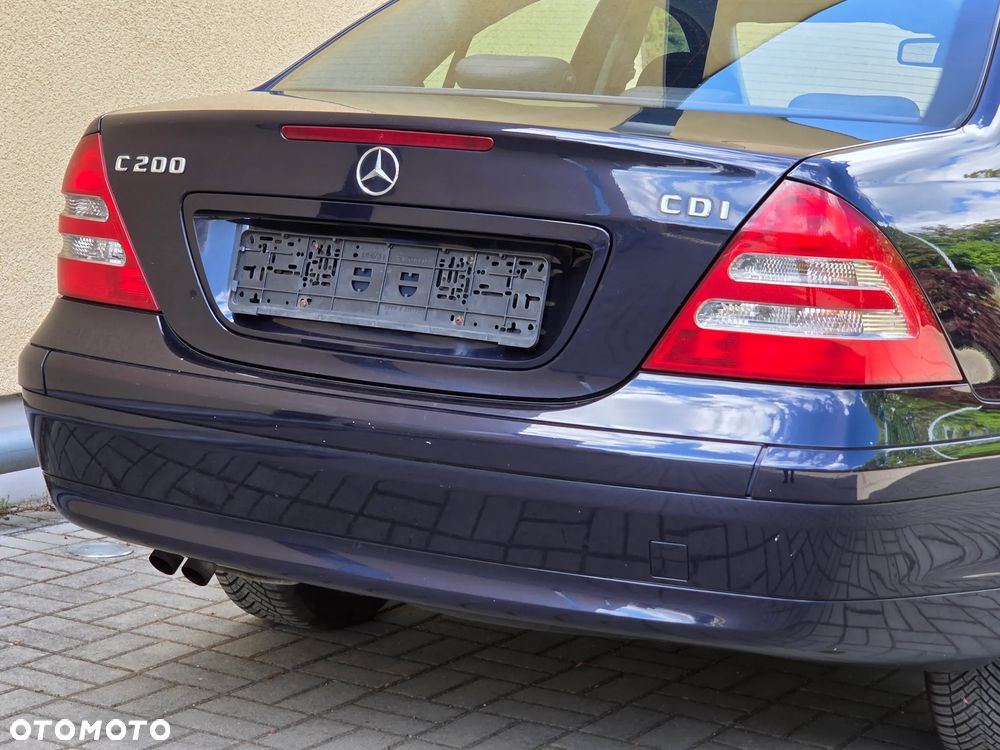 Mercedes-Benz Klasa C 200 CDI Classic - 13