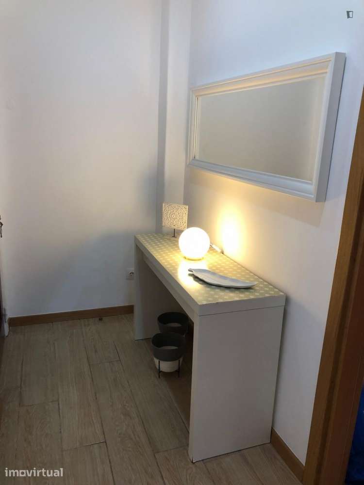 Quarto - localizado em Pontinha Lisbon - Grande imagem: 3/6