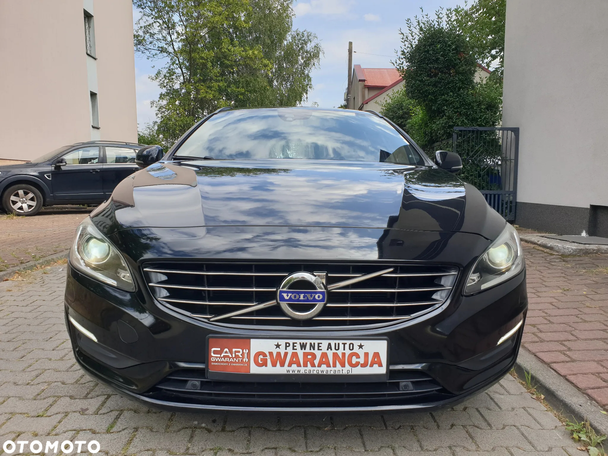 Volvo V60 D4 Summum - 11