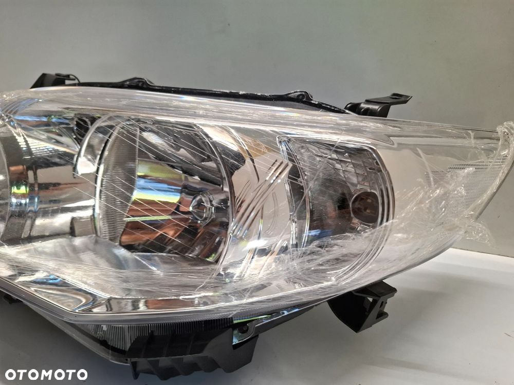 NOWA LAMPA LEWA PRZOD PRZEDNIA TOYOTA COROLLA SEDAN E15 07-13 SLASK WYSYLKA - 2
