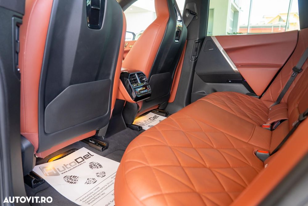 BMW iX xDrive40 - 21