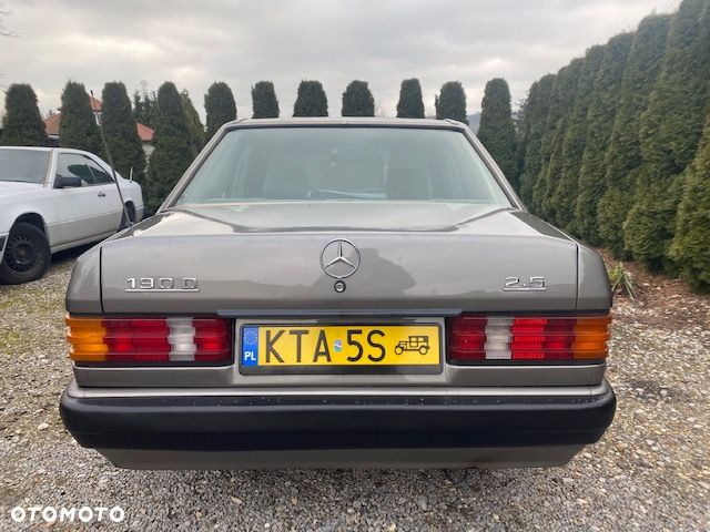 Mercedes-Benz W201 (190) - 5