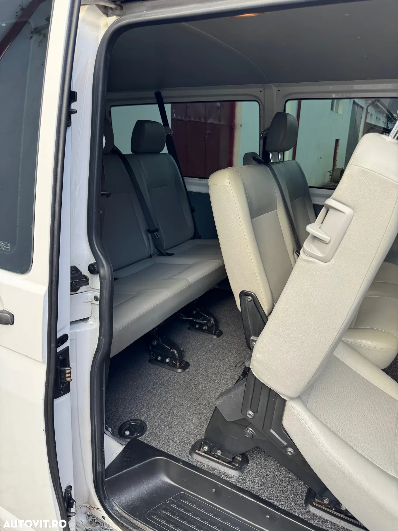 Volkswagen Transporter - 5