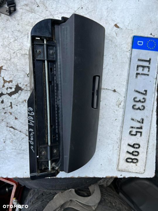 Schowek pasażera Europa czarny ładny Bmw e90 e91 - 2