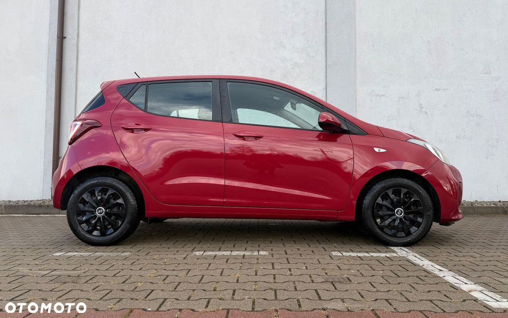 Hyundai i10 1.0 - 10