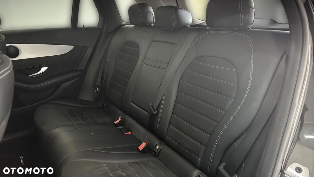 Mercedes-Benz GLC 200 d 4-Matic Business Edition - 17