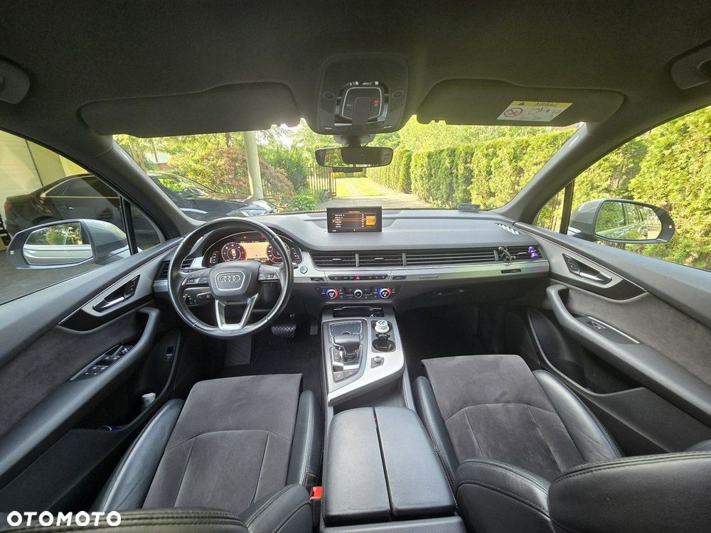 Audi Q7 - 3