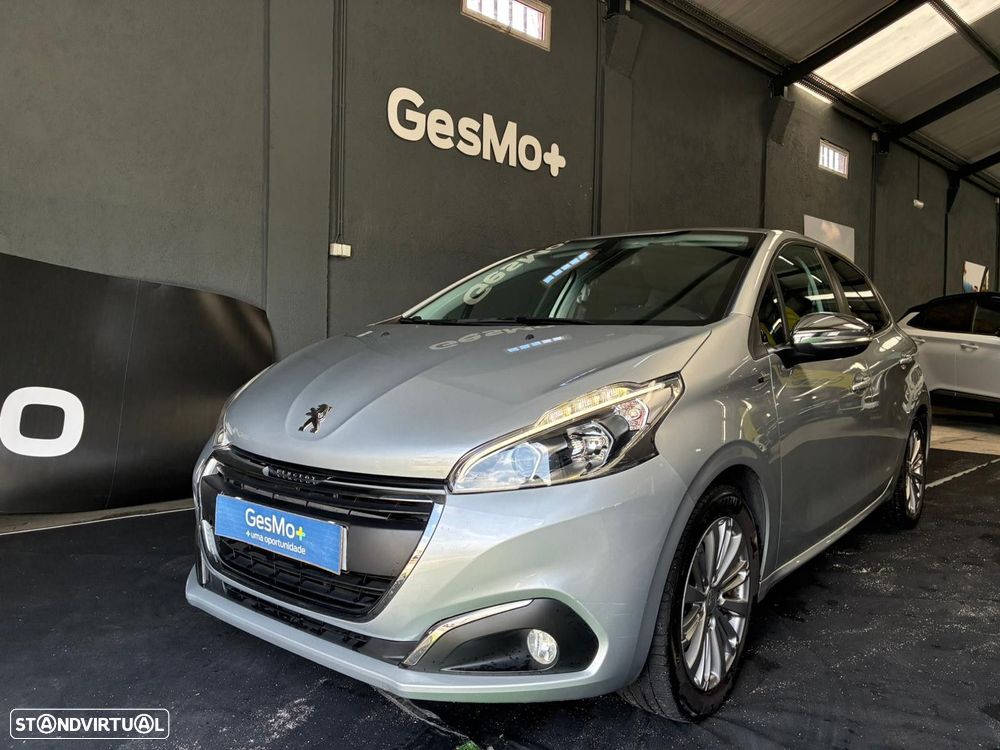 Peugeot 208 1.2 PureTech Style - 2