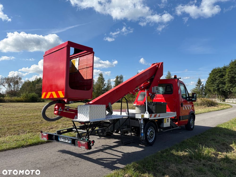 Iveco DAILY 35S11/Podnośnik koszowy/17m/Sprowadzony/Super stan - 6