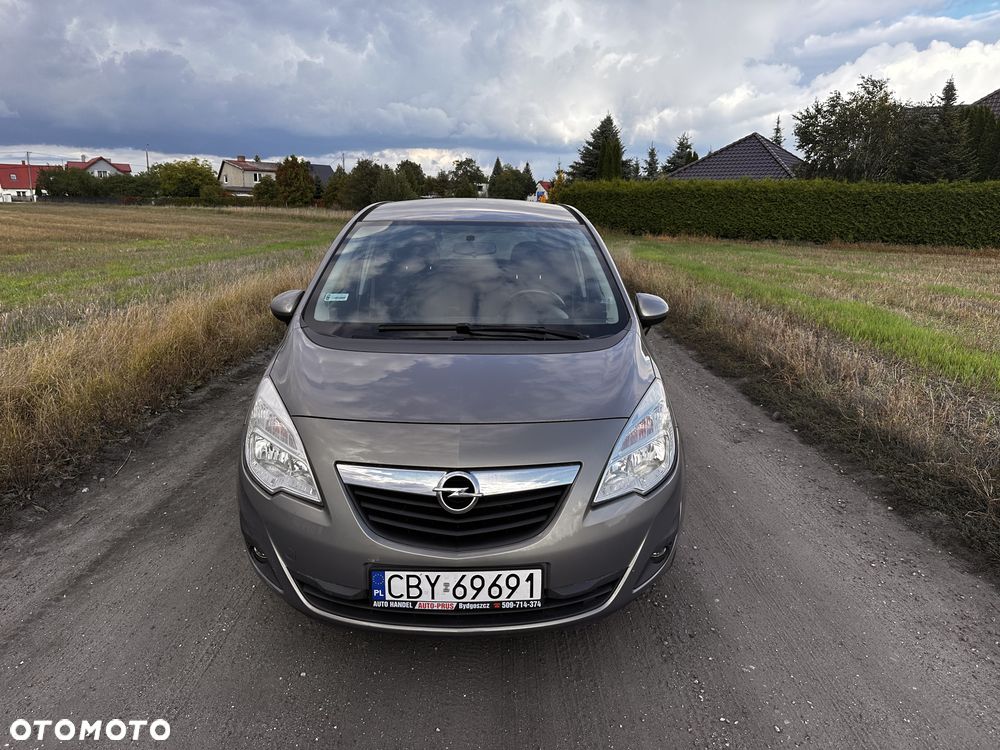 Opel Meriva 2011 photo 2