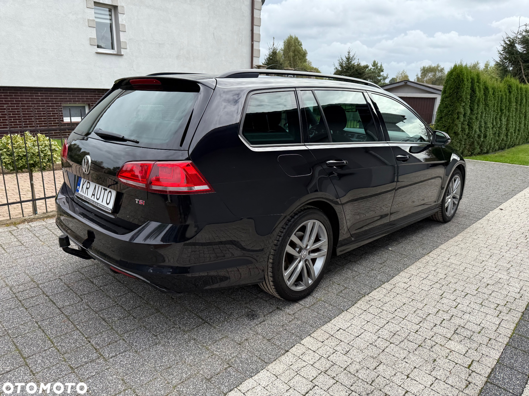 Volkswagen Golf - 22
