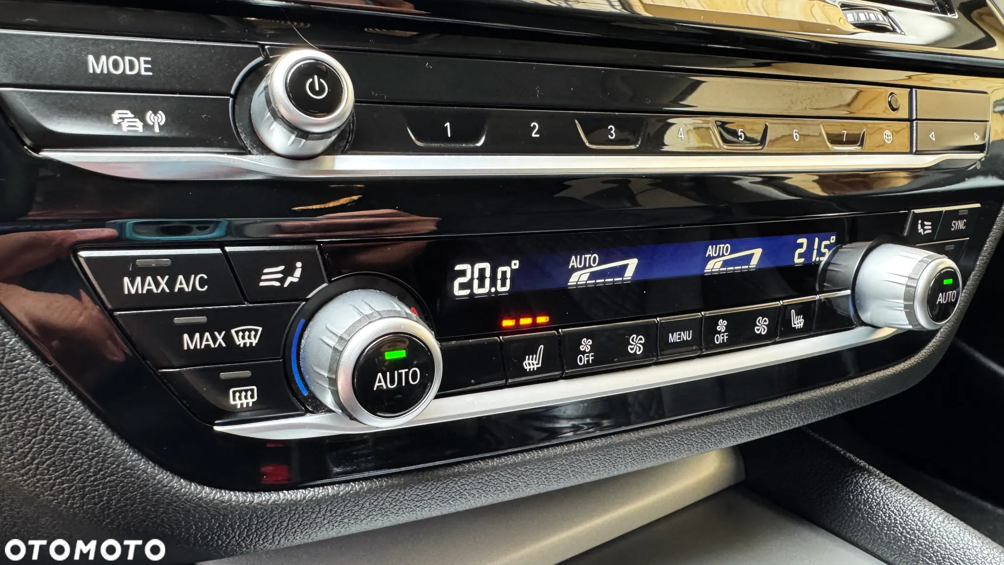BMW Seria 5 520d Sport Line - 29