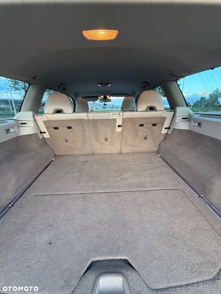 Volvo V70 2.0D Summum - 38