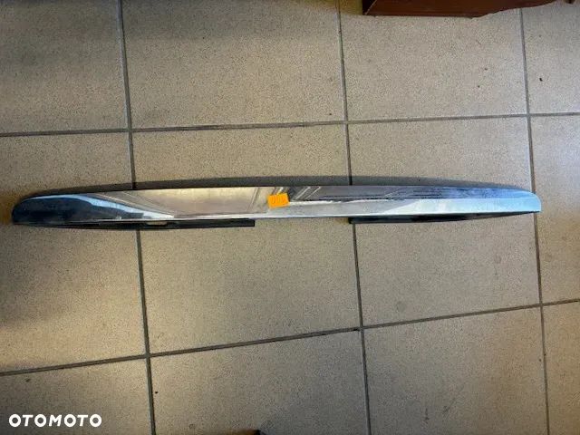 BLENDA KLAPY BAGAŻNIKA MERCEDES W251 R KLASA 2517400593
