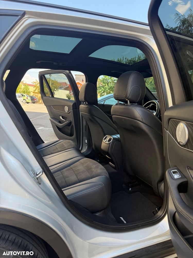 Mercedes-Benz GLC 220 d 4MATIC 9G-TRONIC AMG Line - 10