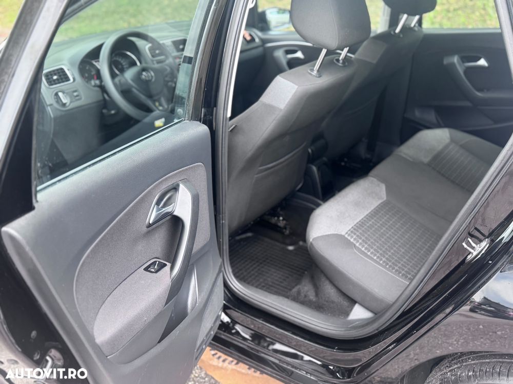 Volkswagen Polo 1.4 TDI CR BMT Comfortline - 10