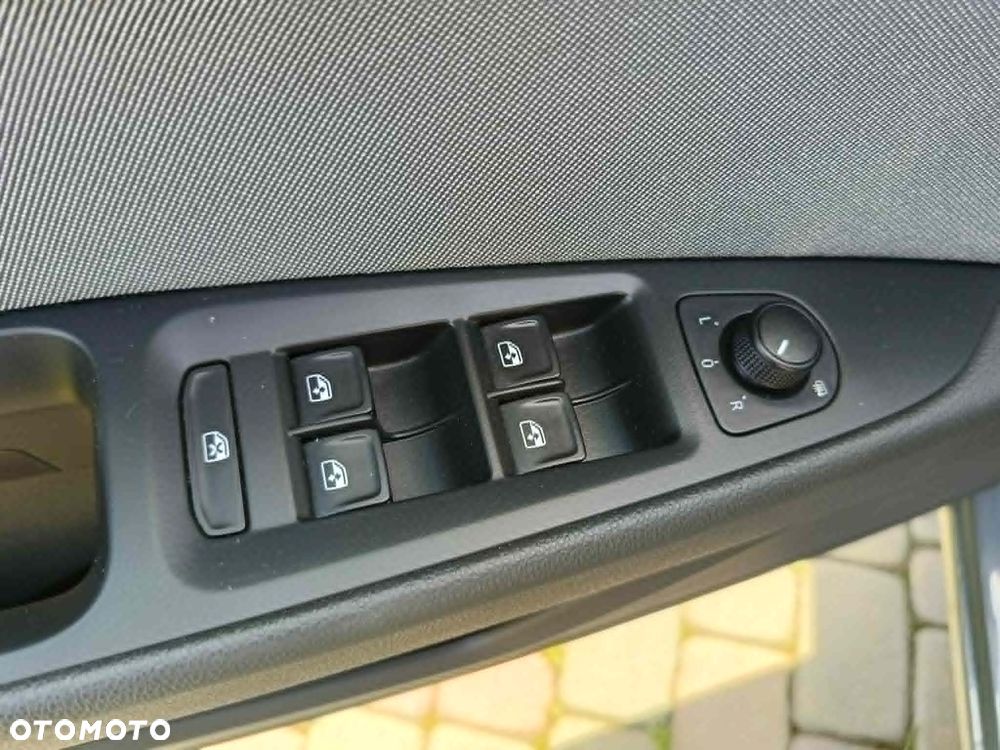 Seat Leon 1.6 TDI Start&Stop Style - 33