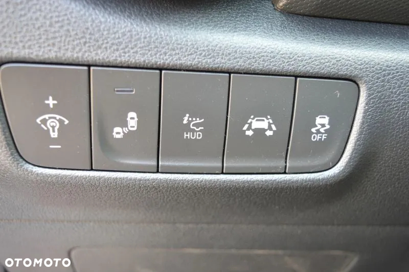 Hyundai Kona - 15