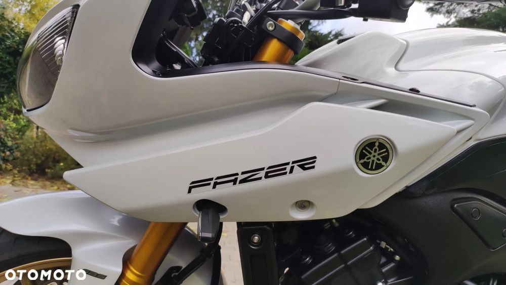 Yamaha FZ8 - 14