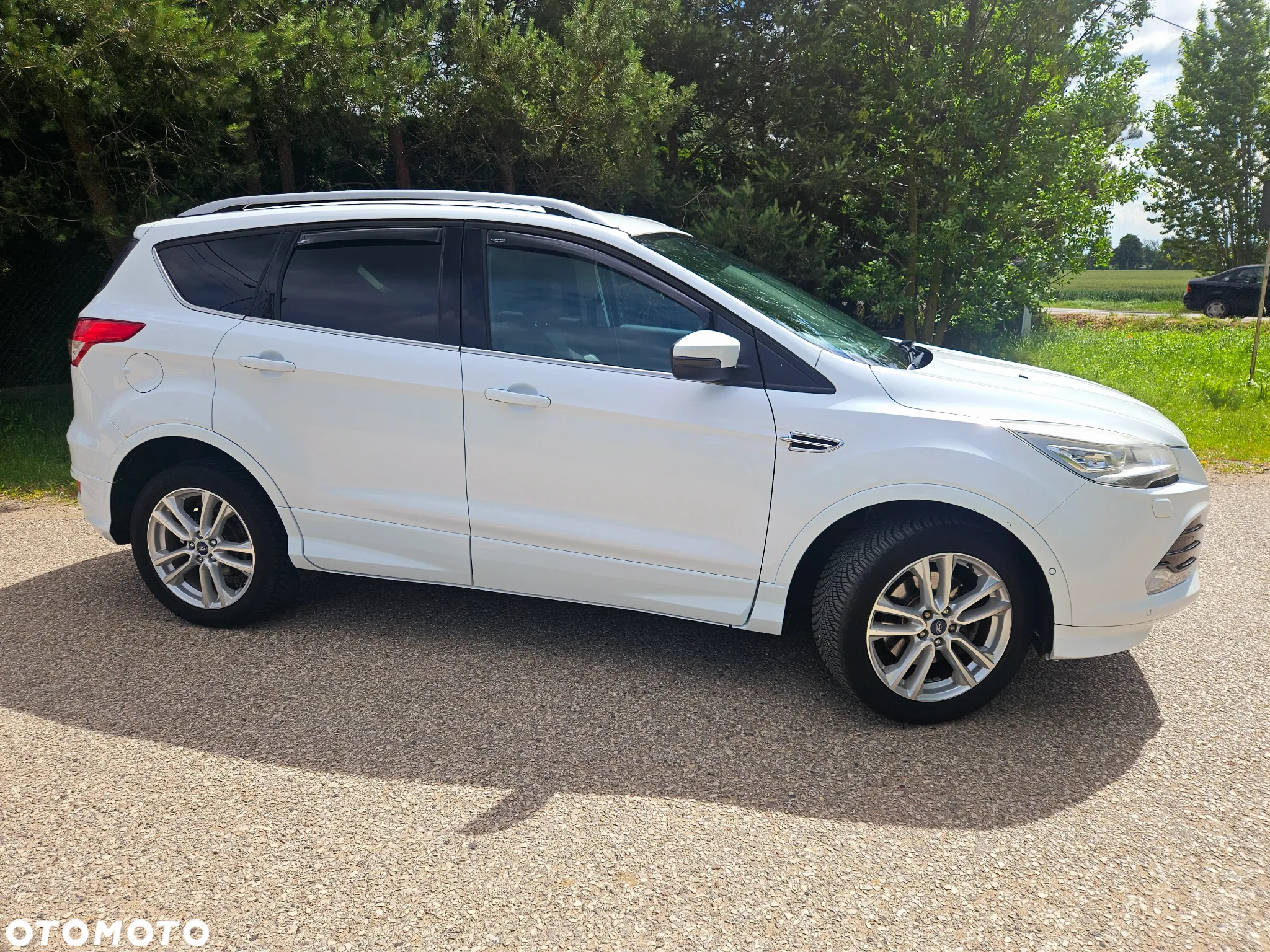 Ford Kuga 2.0 TDCi 4x4 Titanium - 6