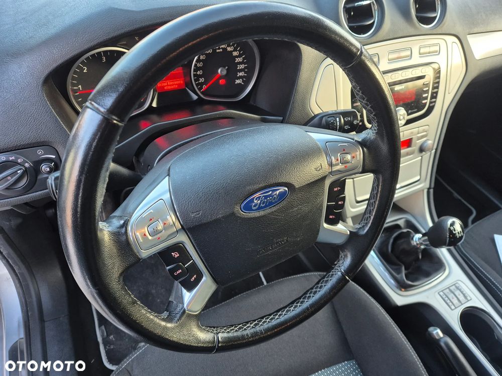 Ford Mondeo SW 2.0 TDCi Titanium - 12