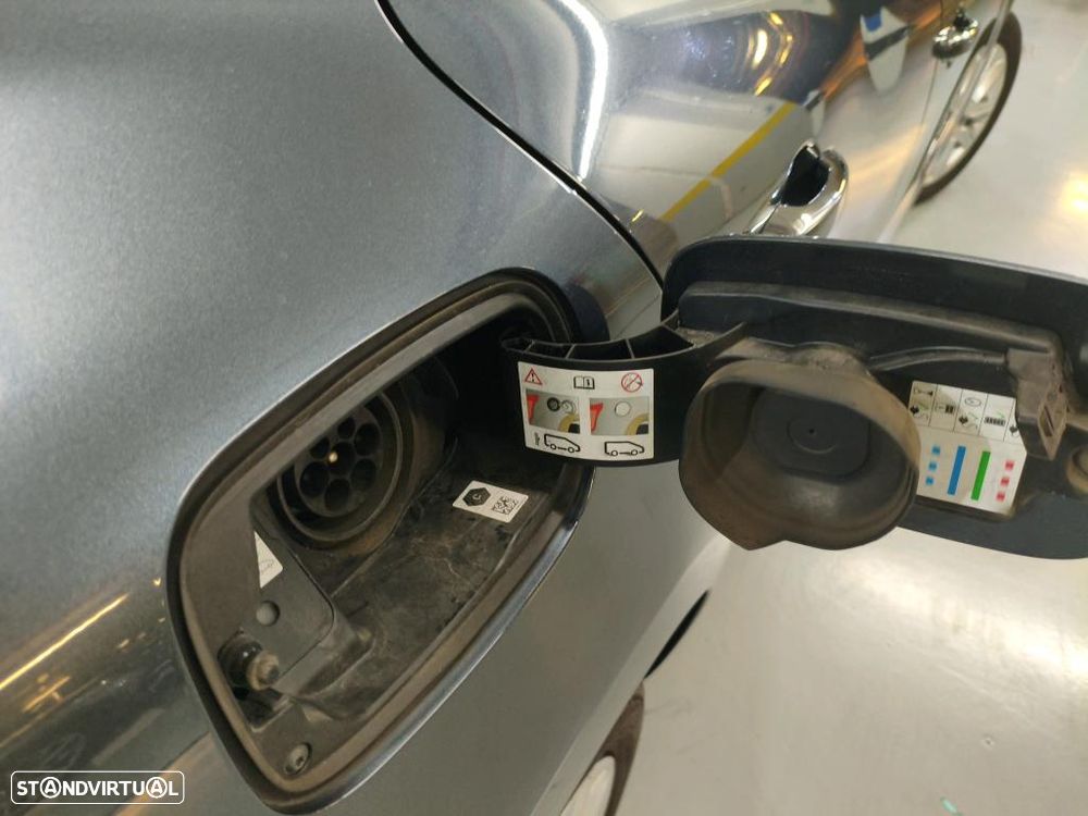 Renault Mégane 1.6 Plug-In Equilibre - 10