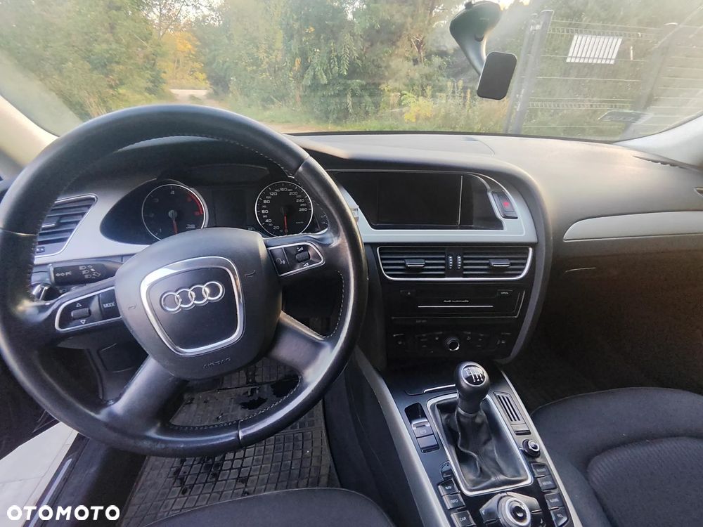 Audi A4 Avant - 7