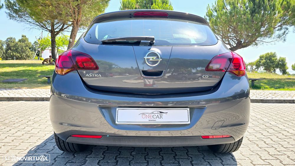 Opel Astra 1.7 CDTI Cosmo - 16