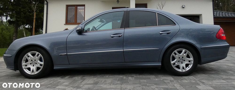 Mercedes-Benz Klasa E 320 T Avantgarde - 33