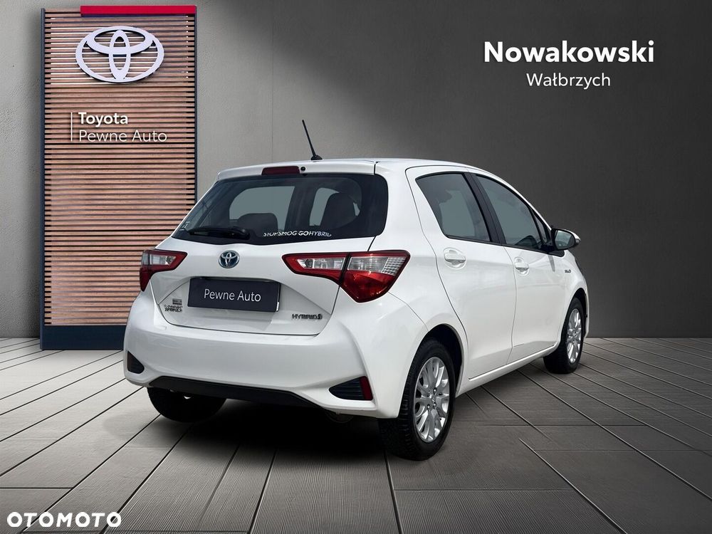 Toyota Yaris Hybrid 100 Premium EU6 - 5