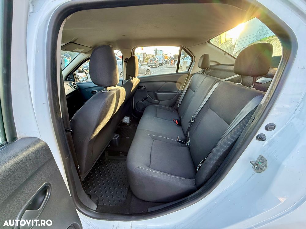 Dacia Logan 1.5 Blue dCi SL PLUS - 6