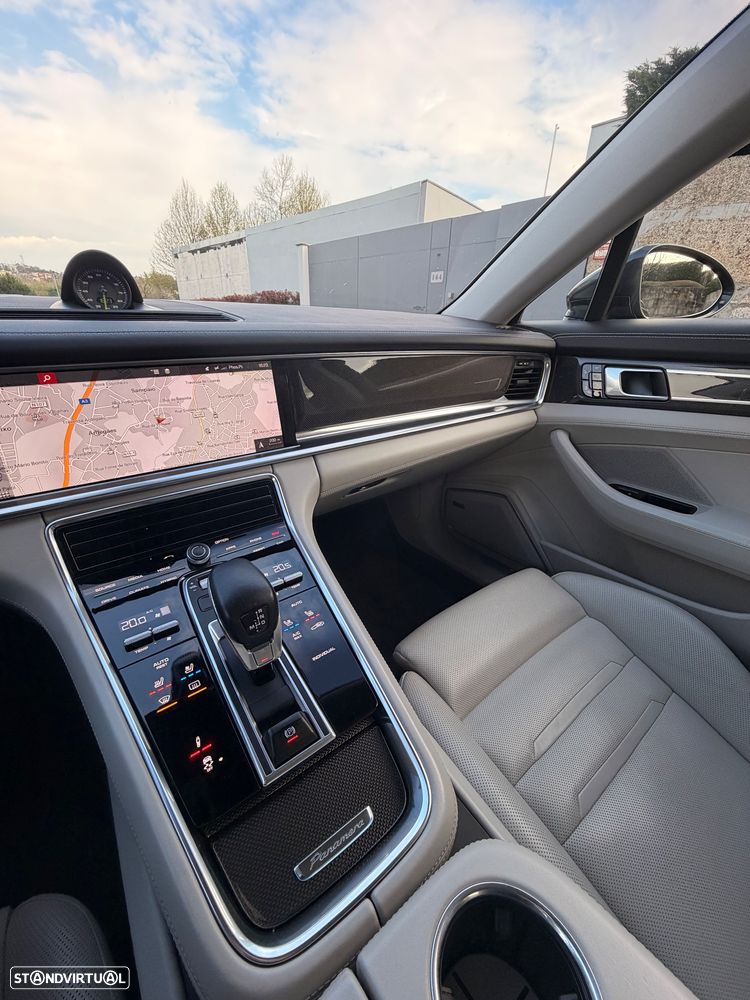 Porsche Panamera 4 E-Hybrid - 18