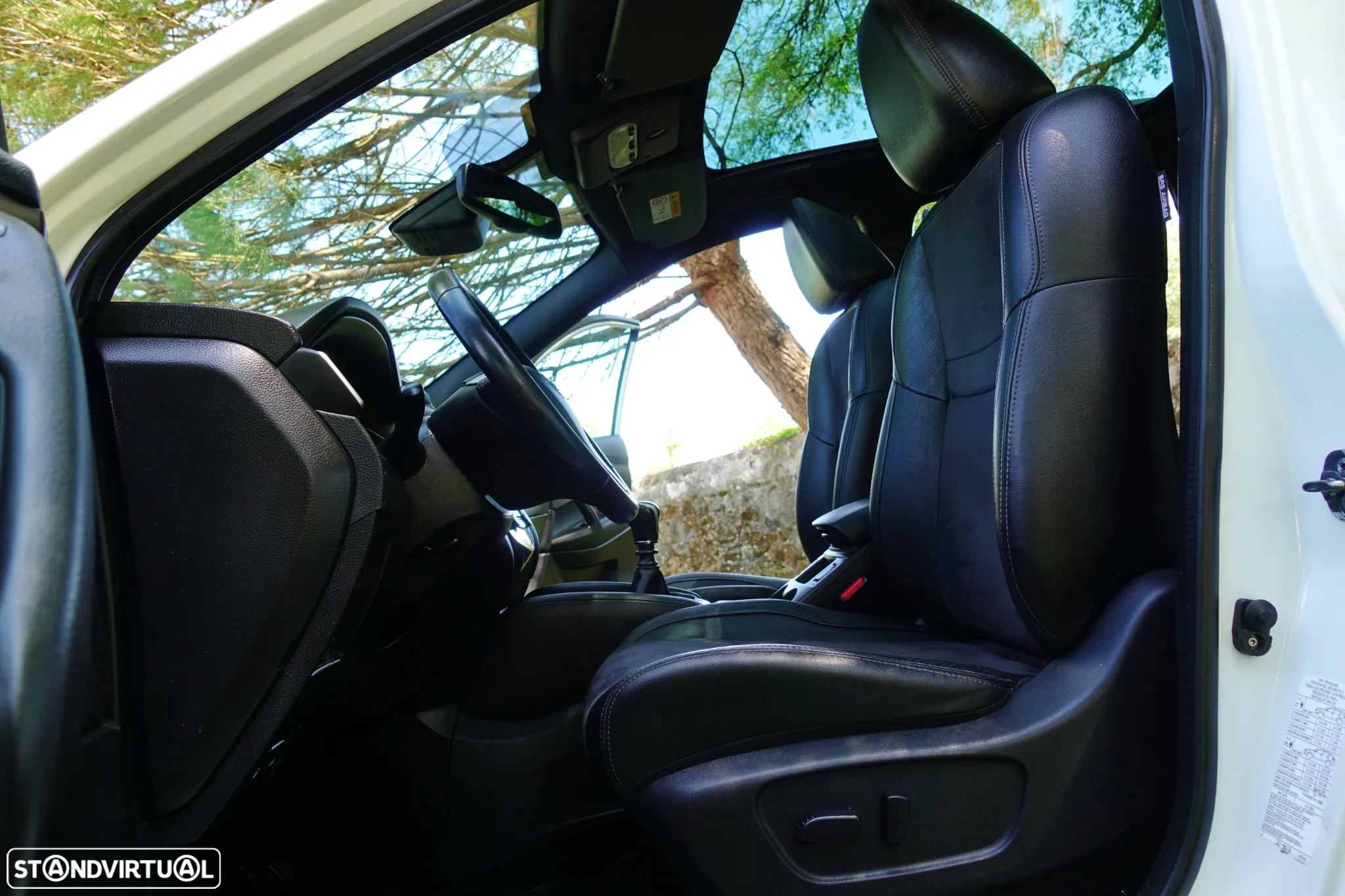 Nissan Qashqai 1.6 dCi N-Connecta 18 - 38