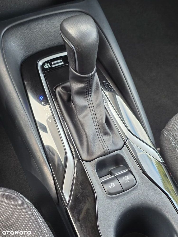 Toyota Corolla 1.8 Hybrid Comfort - 27