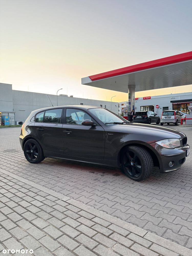 BMW Seria 1 118d - 6